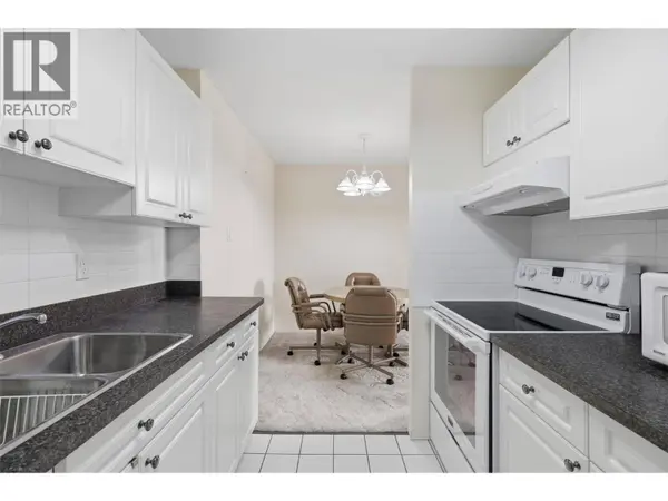 1560 Summit DR #348, Kamloops, BC V2E1R5