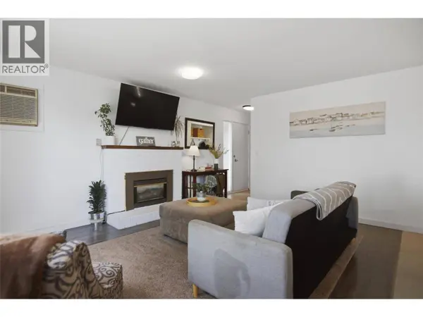 15 Galena Avenue, Logan Lake, BC V0K1W0
