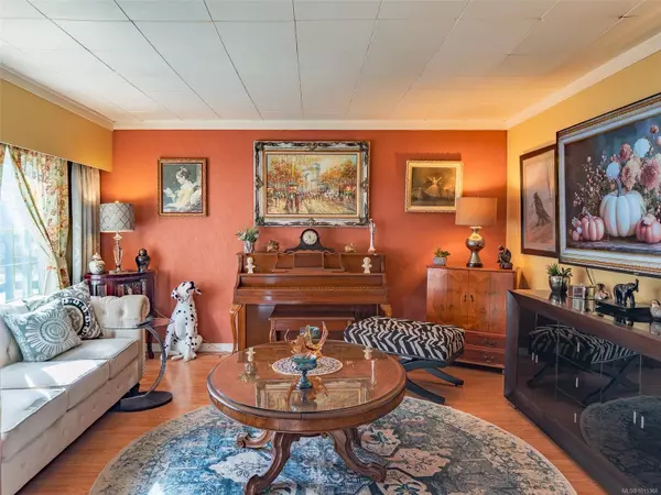 4927 Neill St, Port Alberni, BC V9Y 1C8