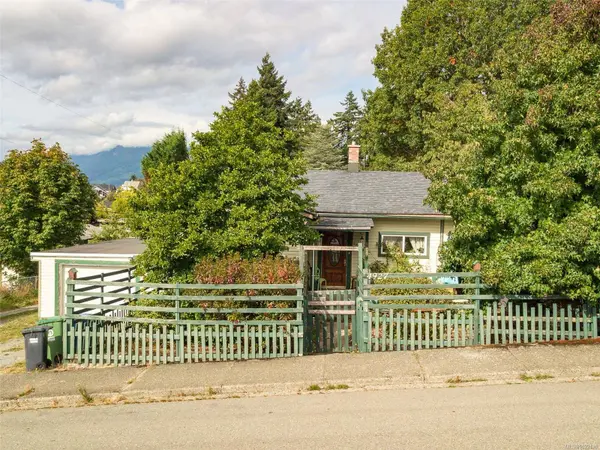 4927 Neill St, Port Alberni, BC V9Y 1C8