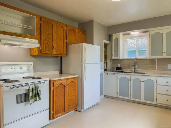2544 8th Ave, Port Alberni, BC V9Y 2L7