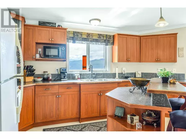 18125 Hereford Road, Lake Country, BC V4V1B6