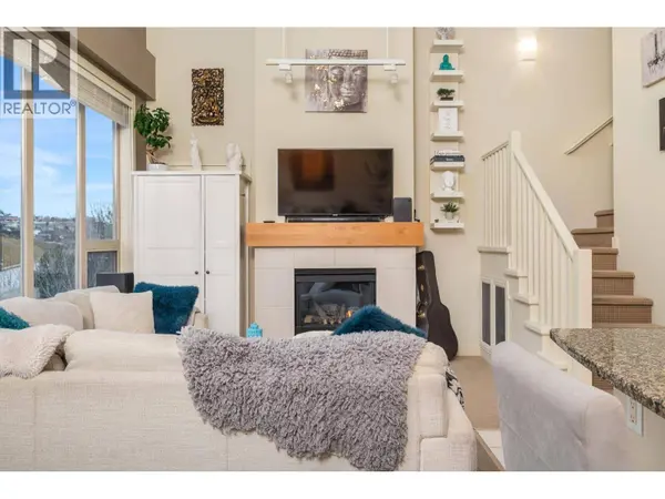 7343 Okanagan Landing RD #2405, Vernon, BC V1H2J6