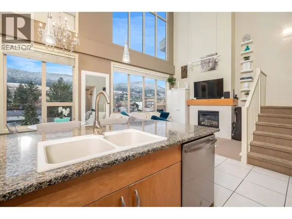 7343 Okanagan Landing RD #2405, Vernon, BC V1H2J6