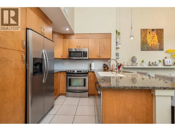 7343 Okanagan Landing RD #2405, Vernon, BC V1H2J6