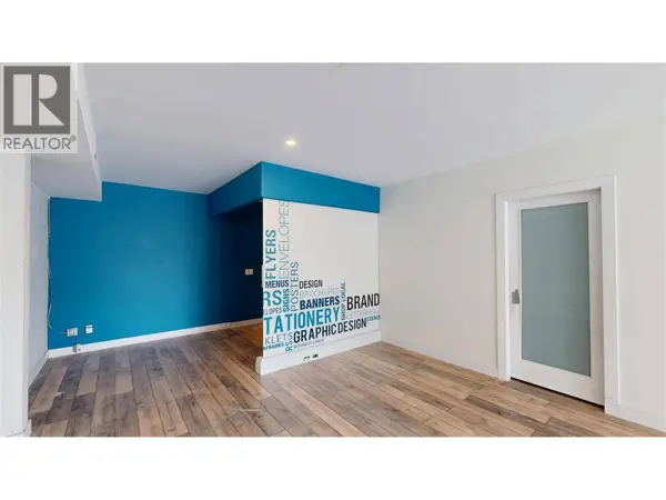 555 Lawrence Avenue, Kelowna, BC V1Y6L8