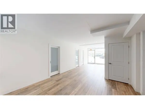 555 Lawrence Avenue, Kelowna, BC V1Y6L8