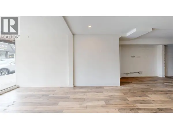 555 Lawrence Avenue, Kelowna, BC V1Y6L8