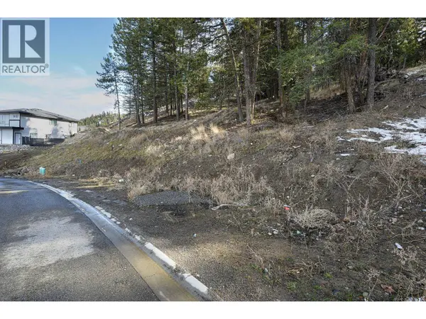 2120 LUPIN Court, Kamloops, BC V2E0E2