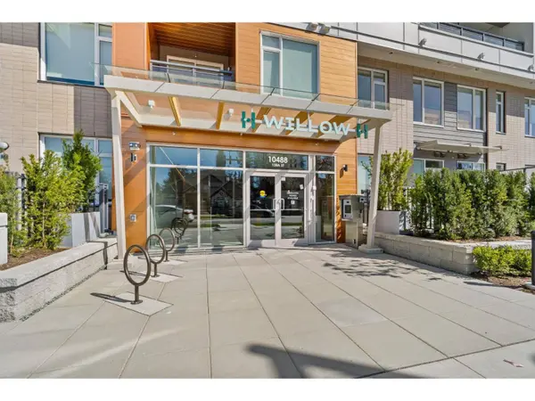 10488 138A ST #B102, Surrey, BC V3T0W4
