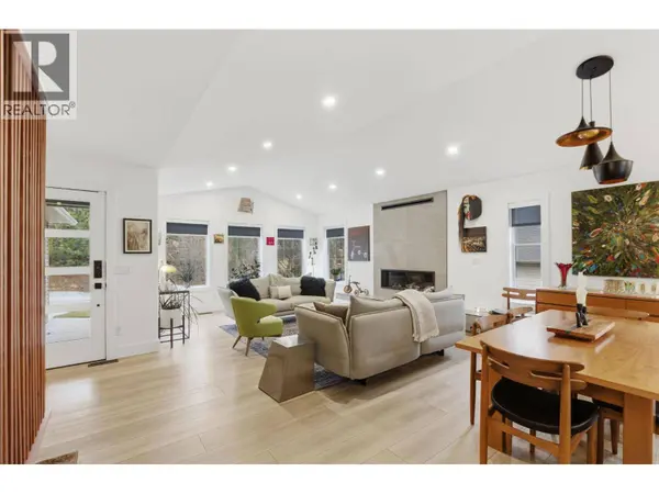 2492 Shannon View Drive, West Kelowna, BC V4T2T3