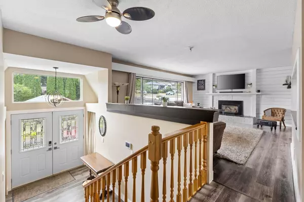 19691 49 AVE, Langley, BC V3A 3R2