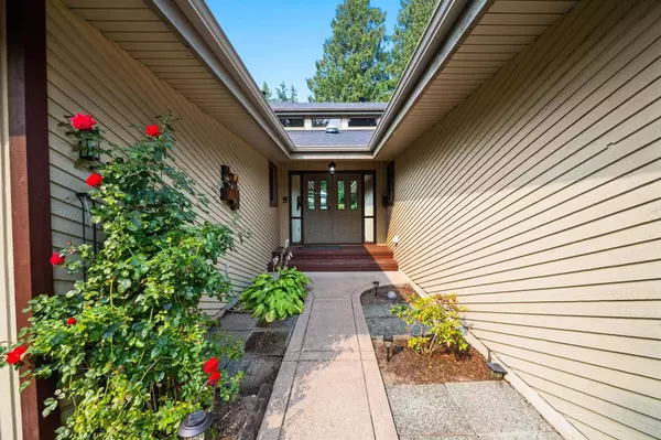 20529 45a AVE, Langley, BC V3A 6G4