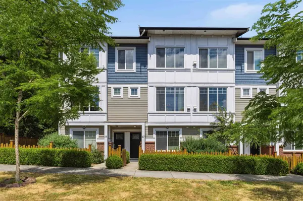 8747 162 ST #17, Surrey, BC V4N 6R1