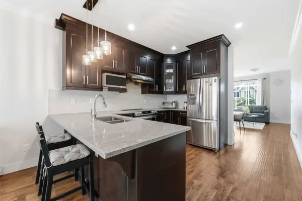 8747 162 ST #17, Surrey, BC V4N 6R1