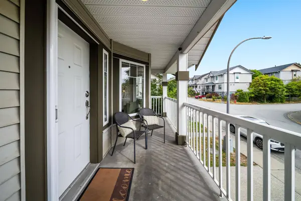 6609 205 ST, Langley, BC V2Y 2X8
