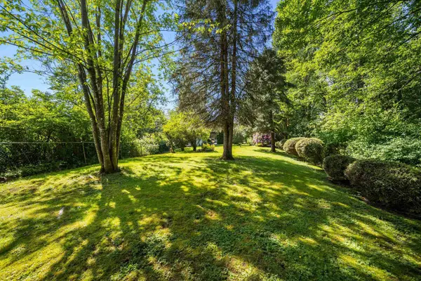 19949 51 AVE, Langley, BC V3A 7P2