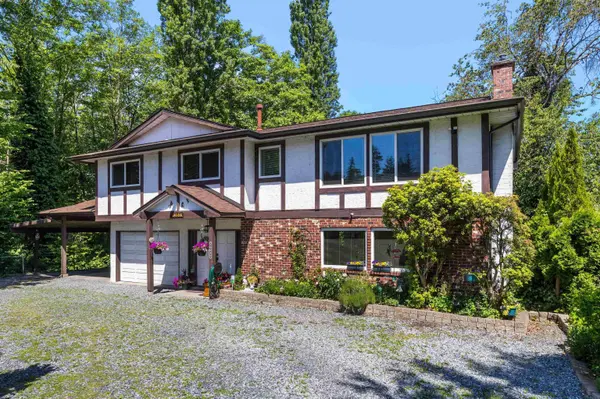 19949 51 AVE, Langley, BC V3A 7P2