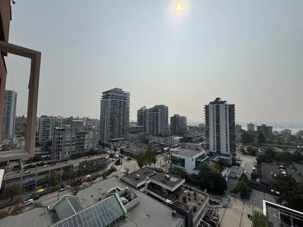 121 W 15th ST #1503, North Vancouver, BC V7M 1R8