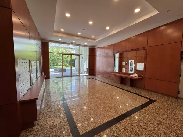 2733 Chandlery PL #506, Vancouver, BC V5S 4V3