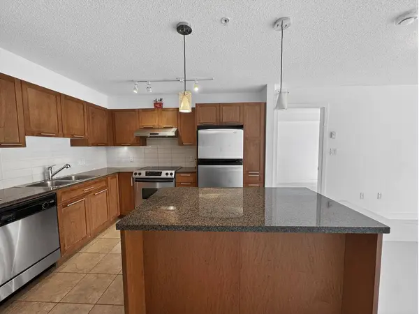 19673 Meadow Gardens WAY #207, Pitt Meadows, BC V3Y 0A1