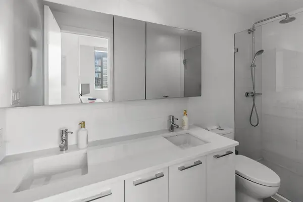 108 E 1st AVE #1001, Vancouver, BC V5T 0E4