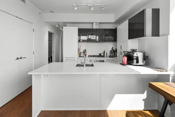 108 E 1st AVE #1001
