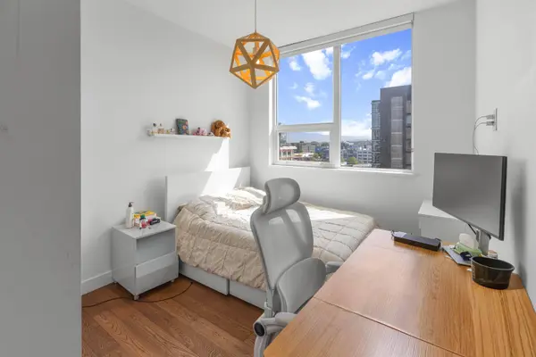 108 E 1st AVE #1001, Vancouver, BC V5T 0E4