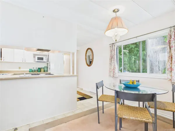 25 Maki Rd ##5, Nanaimo, BC V9R 6N3
