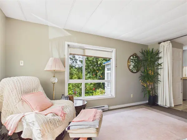 25 Maki Rd ##5, Nanaimo, BC V9R 6N3