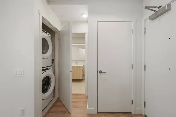 741 Anskar CT #102, Coquitlam, BC V3J 0N3