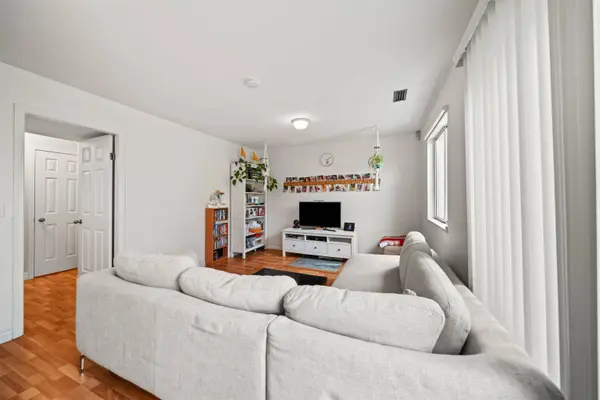 1303 Nestor ST, Coquitlam, BC V3E 1V5