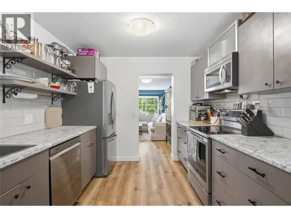 2020 Robson PL #52, Kamloops, BC V2C2N2