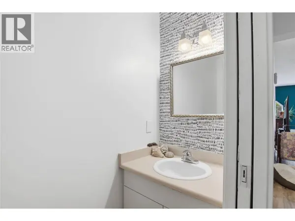 2020 Robson PL #52, Kamloops, BC V2C2N2