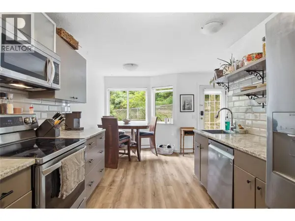 2020 Robson PL #52, Kamloops, BC V2C2N2
