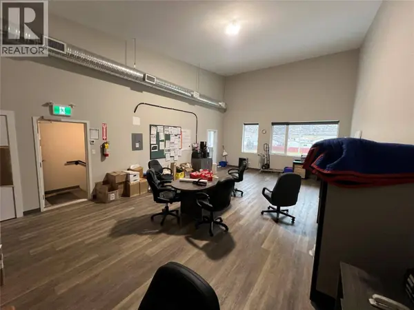 7450 DALLAS DR #204, Kamloops, BC V2C6X2