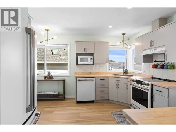 2190 GARYMEDE Drive, Kamloops, BC V1S1N9