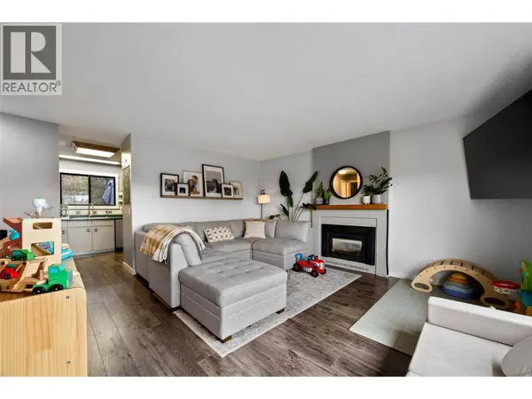 1967 Harrison Way, Kamloops, BC V1S1M8