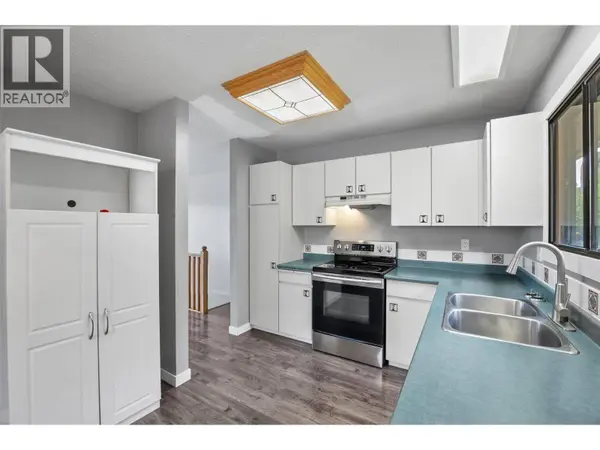 1967 Harrison Way, Kamloops, BC V1S1M8
