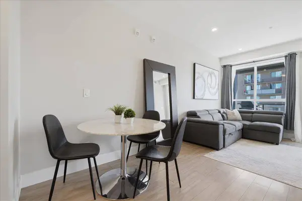 22335 Mcintosh AVE #506, Maple Ridge, BC V2X 3C2