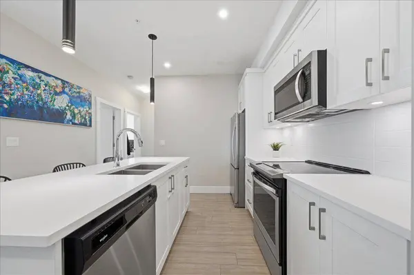 22335 Mcintosh AVE #506, Maple Ridge, BC V2X 3C2