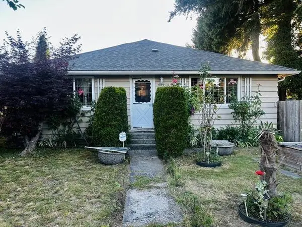 10991 132 ST, Surrey, BC V3T 3W8