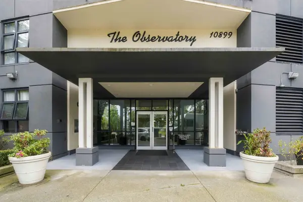 10899 University DR #1104, Surrey, BC V3T 5V2