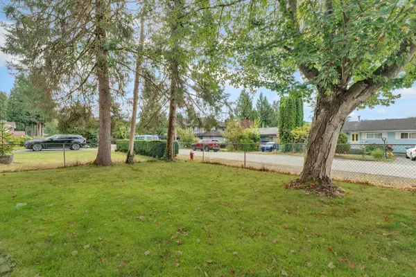 24931 121 Ave, Maple Ridge, BC V4R 2A6