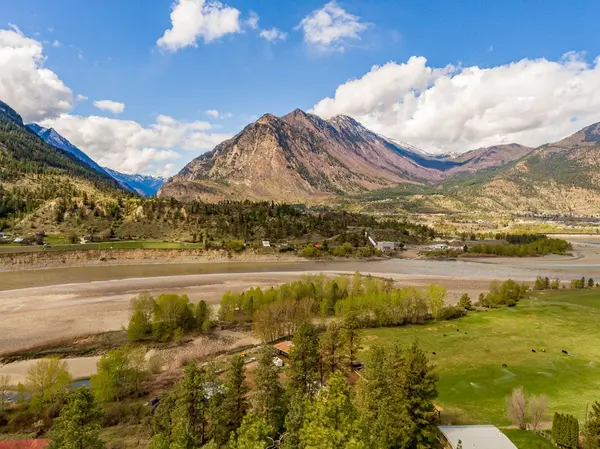 Lillooet 9