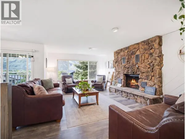 588 DURANGO Drive, Kamloops, BC V2C6Y5