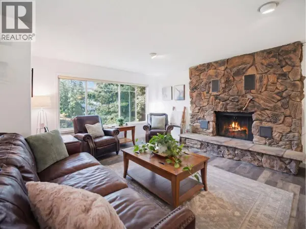 588 DURANGO Drive, Kamloops, BC V2C6Y5
