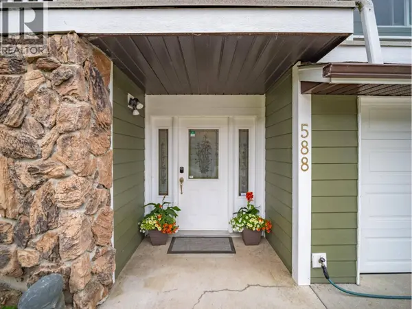 588 DURANGO Drive, Kamloops, BC V2C6Y5