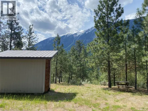 101 AIRPORT Road, Lillooet, BC V0K1V0