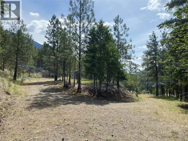 101 AIRPORT Road, Lillooet, BC V0K1V0